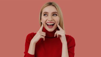 Brighten Your Smile Before Seattle’s Winter Season: Teeth Whitening Options